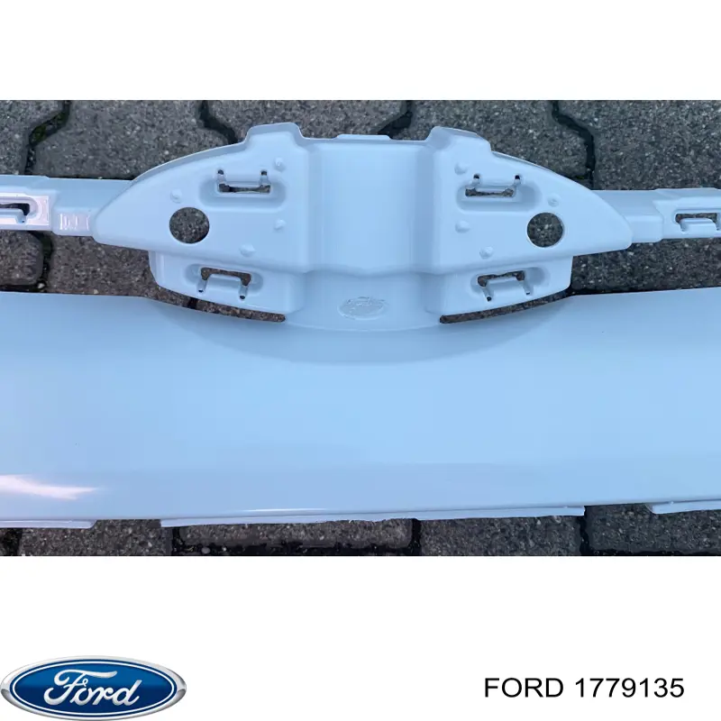 1779135 Ford Parachoques delantero, parte superior