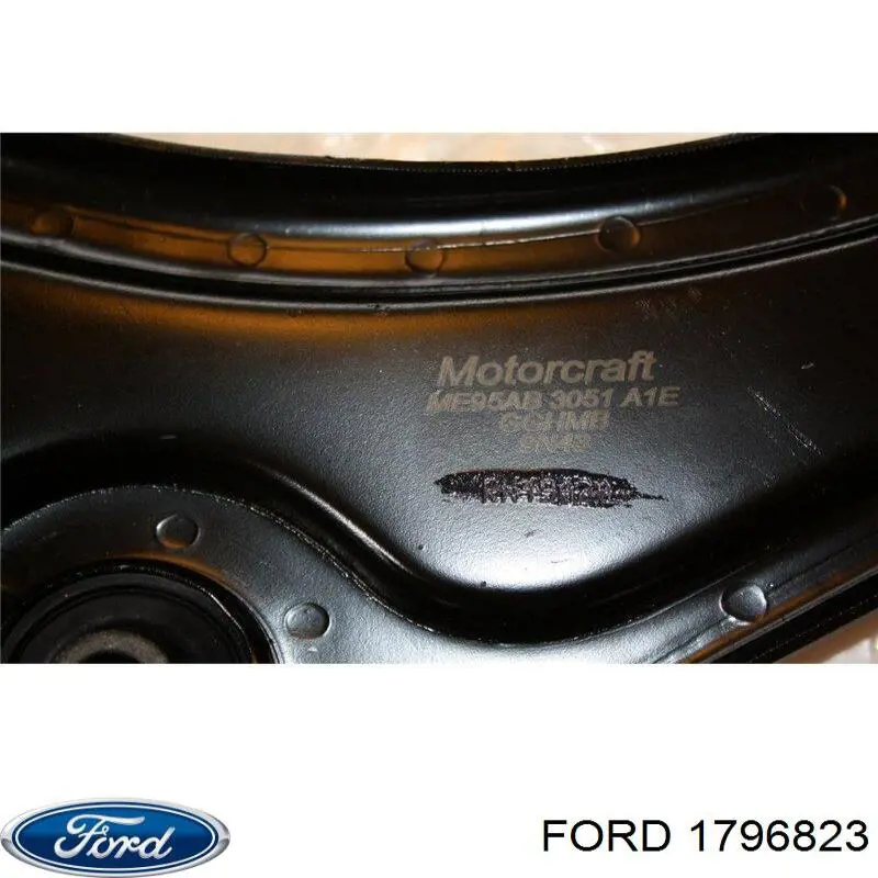 Comprar 1796823 Ford Brazo inferior izquierdo de la suspensión delantera