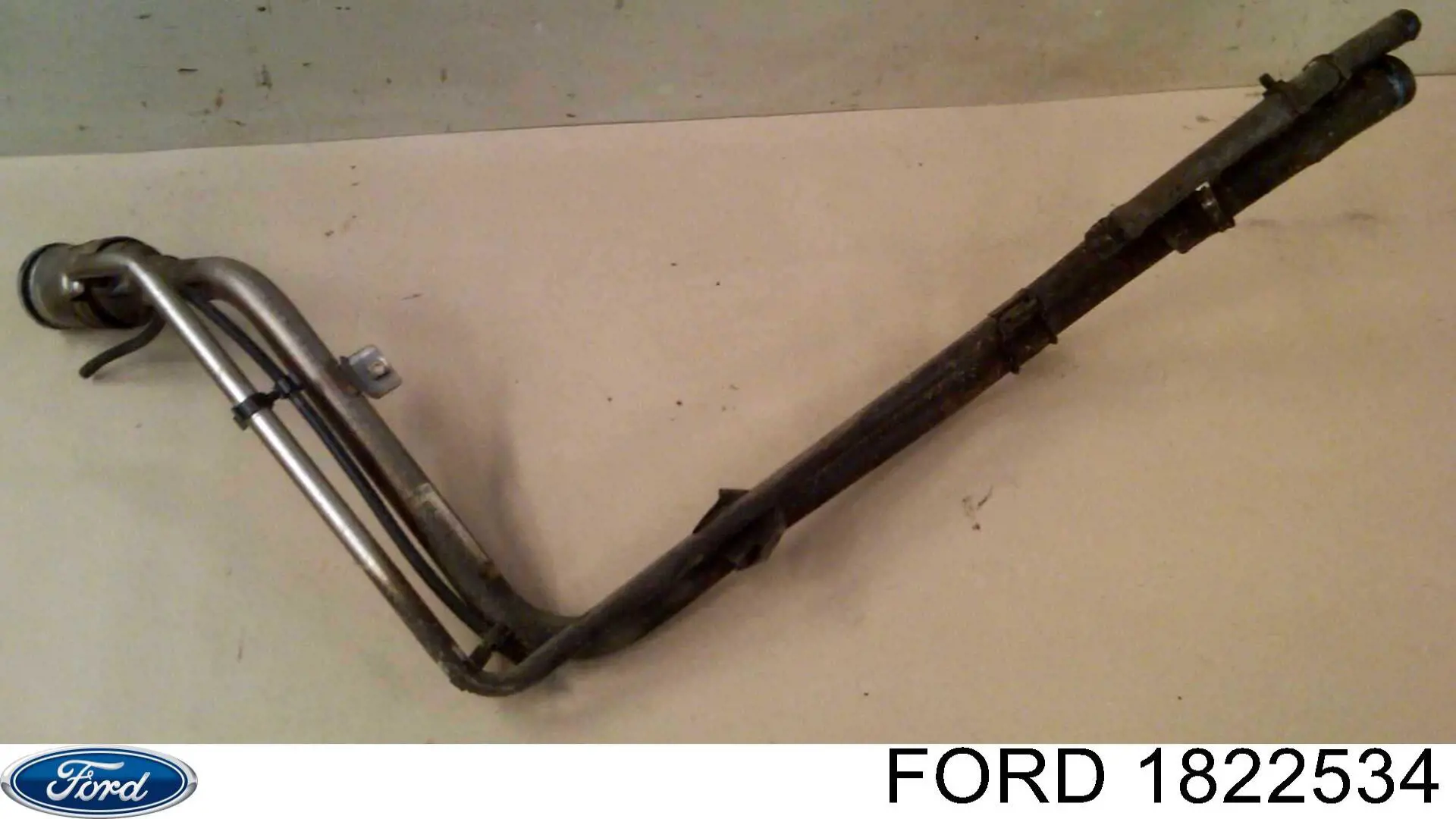 Comprar C1B119972DA Ford Condensador de aire acondicionado