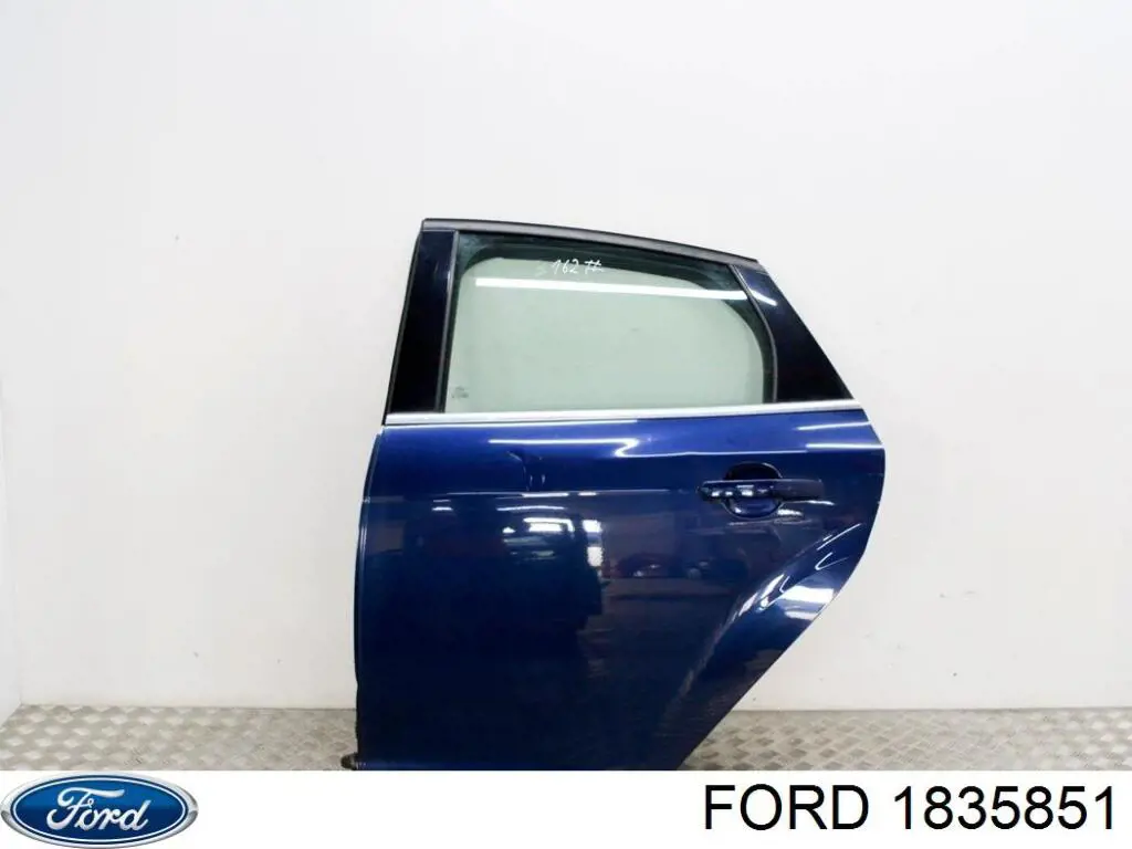 1835851 Ford puerta trasera izquierda