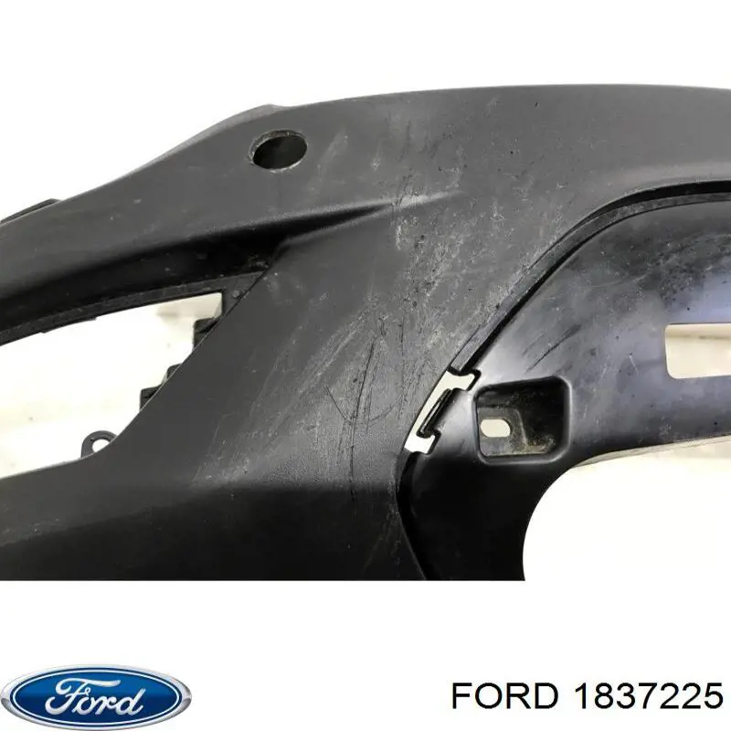Parachoques trasero CV4417A895AG Ford