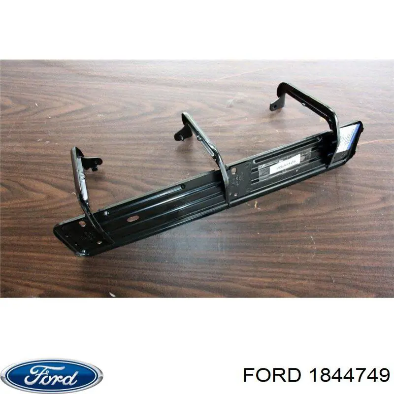 Soporte de parachoques delantero Ford 1844749 precio, desde 50,18 EUR