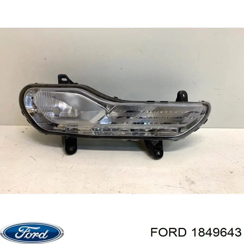 1849643 Ford faro antiniebla derecho