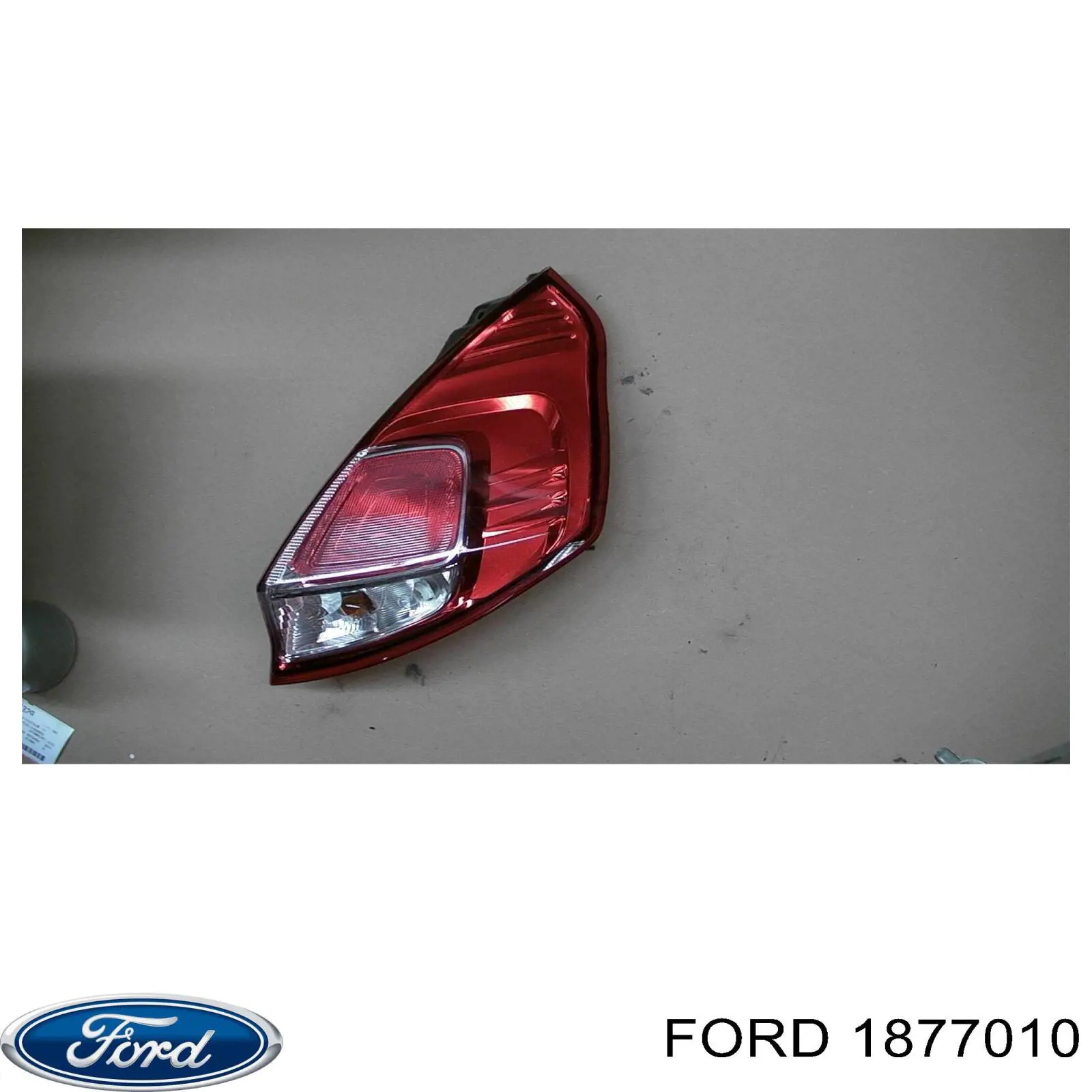 1877010 Ford piloto posterior derecho