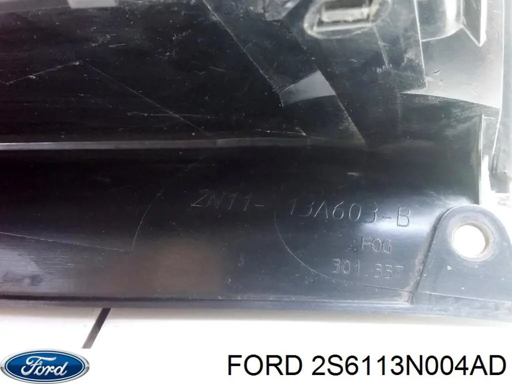 Portalámparas de luz trasera Ford 1217733 precio, desde 53,72 EUR