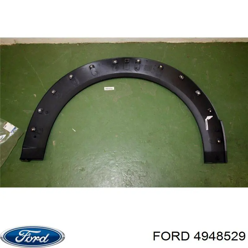 1440799 Ford ensanchamiento, guardabarros trasero derecho