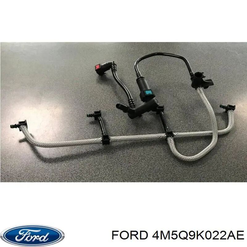 4M5Q9K022AE Ford tubo de combustible atras de las boquillas