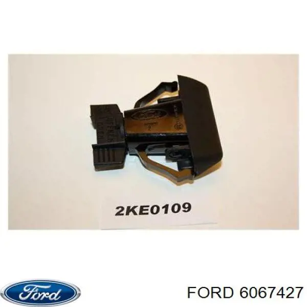 Lampara de matricula Ford 6067427 precio, desde 62,50 EUR