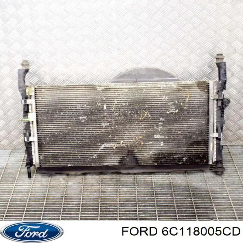 Radiador 6C118005CD Ford