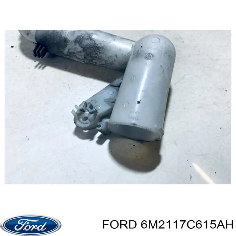 6M2117C615AH Ford llenado de depósito del agua de lavado