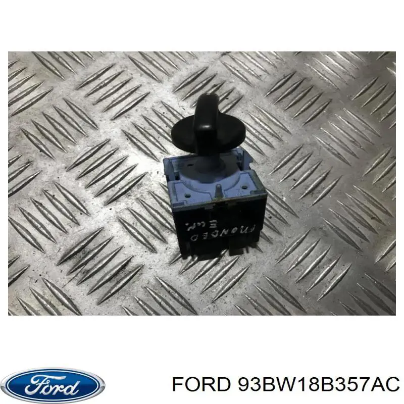 6822372 Ford