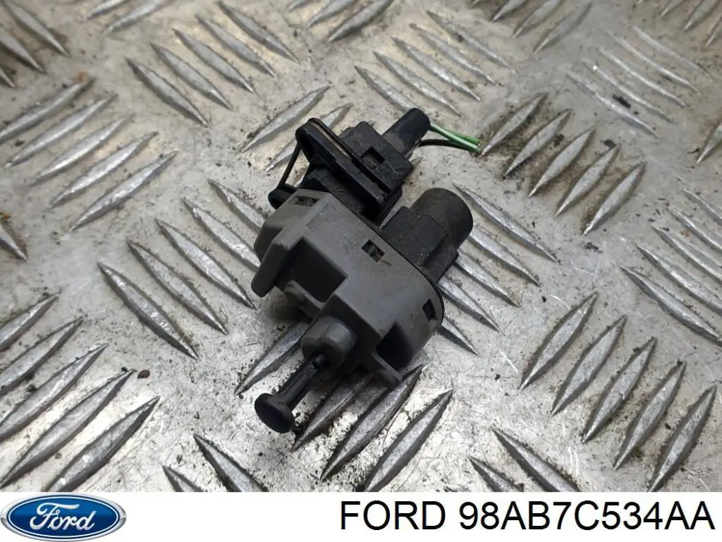 Interruptor de embrague Ford 98AB7C534AA precio, desde 18,53 EUR