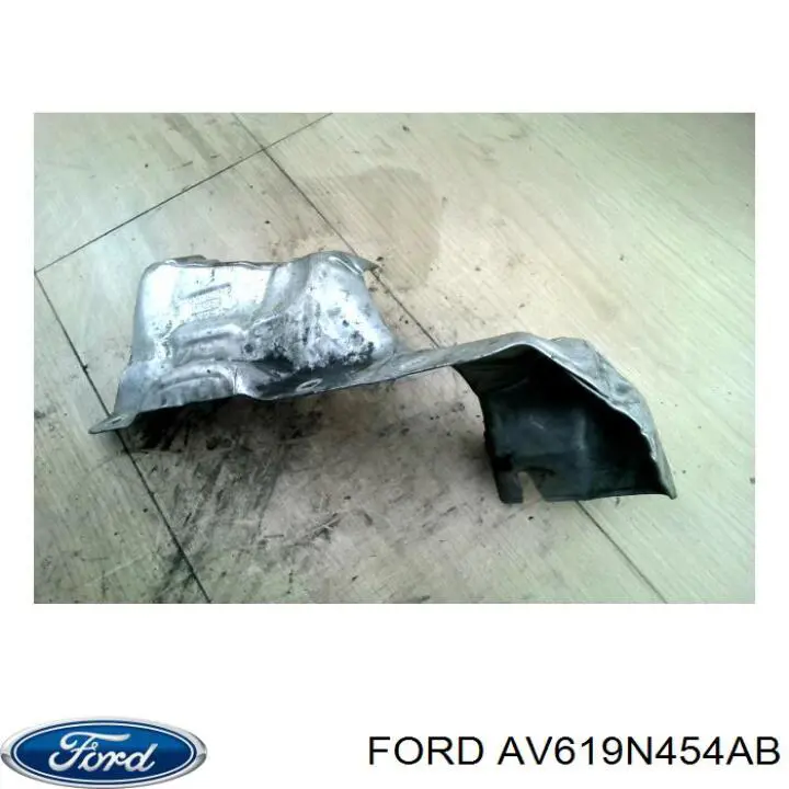1675585 Ford 
