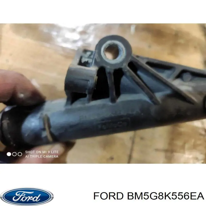 Brida del sistema de refrigeración (triple unión) Ford 1831795 precio, desde 101,64 EUR
