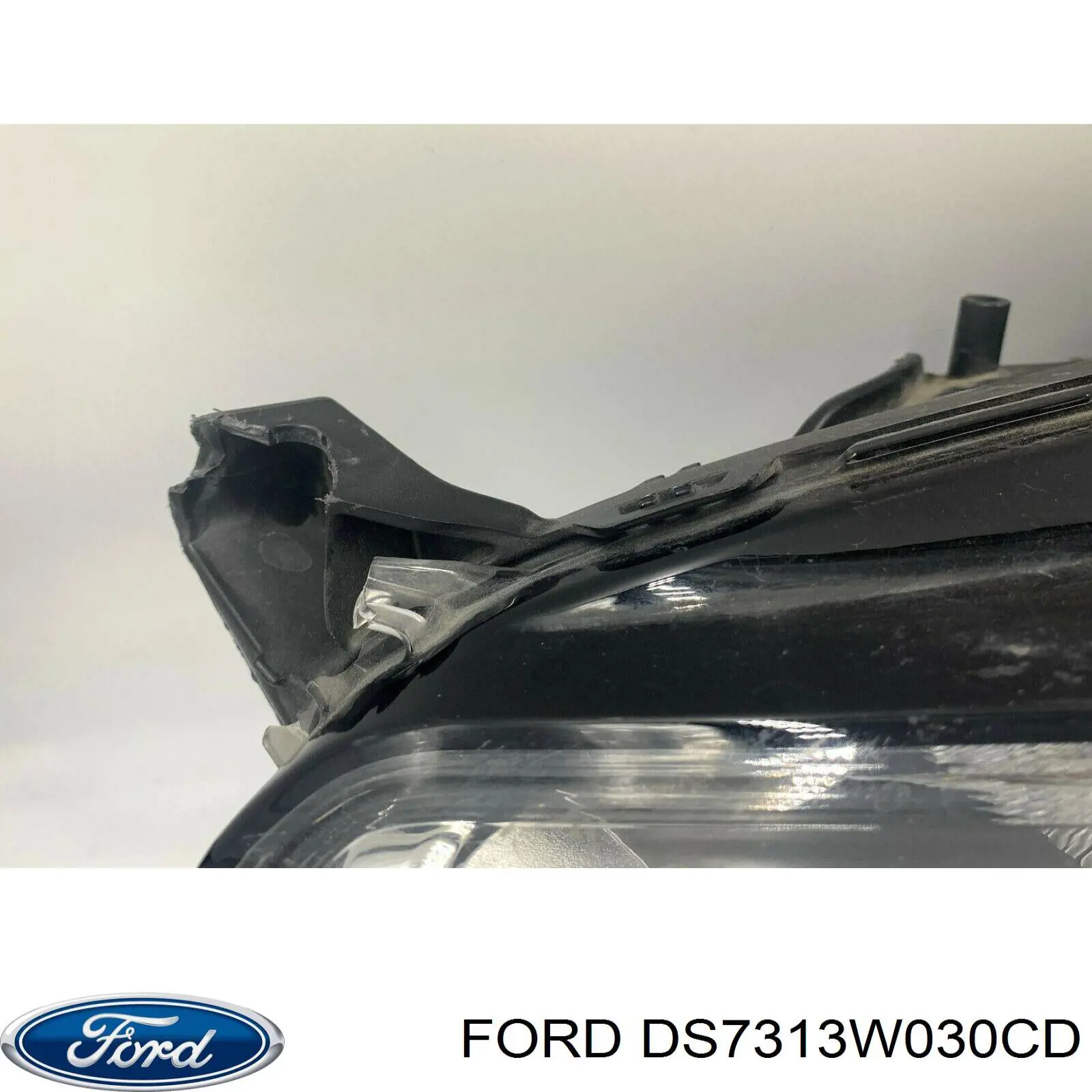 DS7313W030CD Ford faro izquierdo