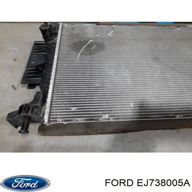 Comprar EJ738005A Ford Radiador de auto