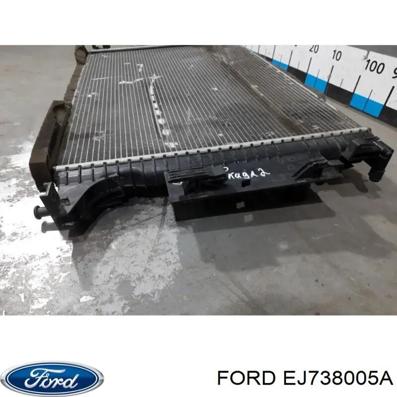 Radiador EJ738005A Ford