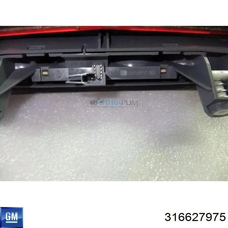316627975 General Motors Luz central de freno