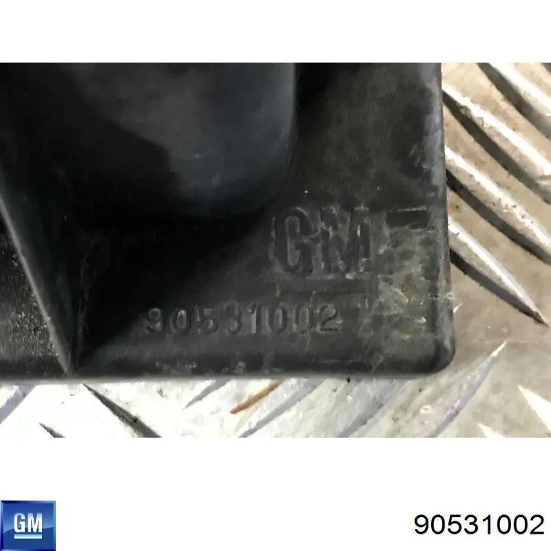 Caja del filtro de aire General Motors 5834006 precio, desde 47,92 EUR