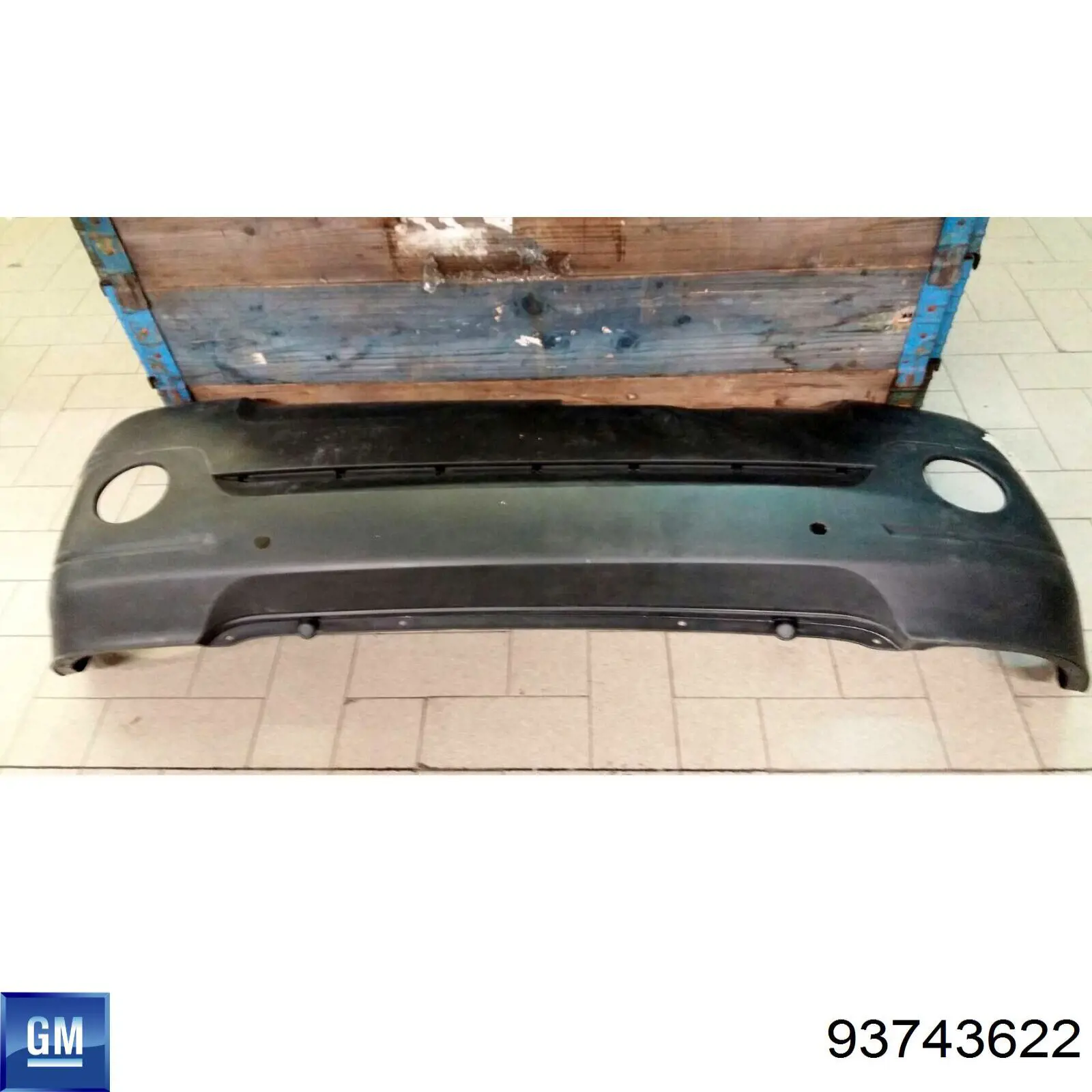 Parachoques delantero General Motors 93744489 precio, desde 291,85 EUR
