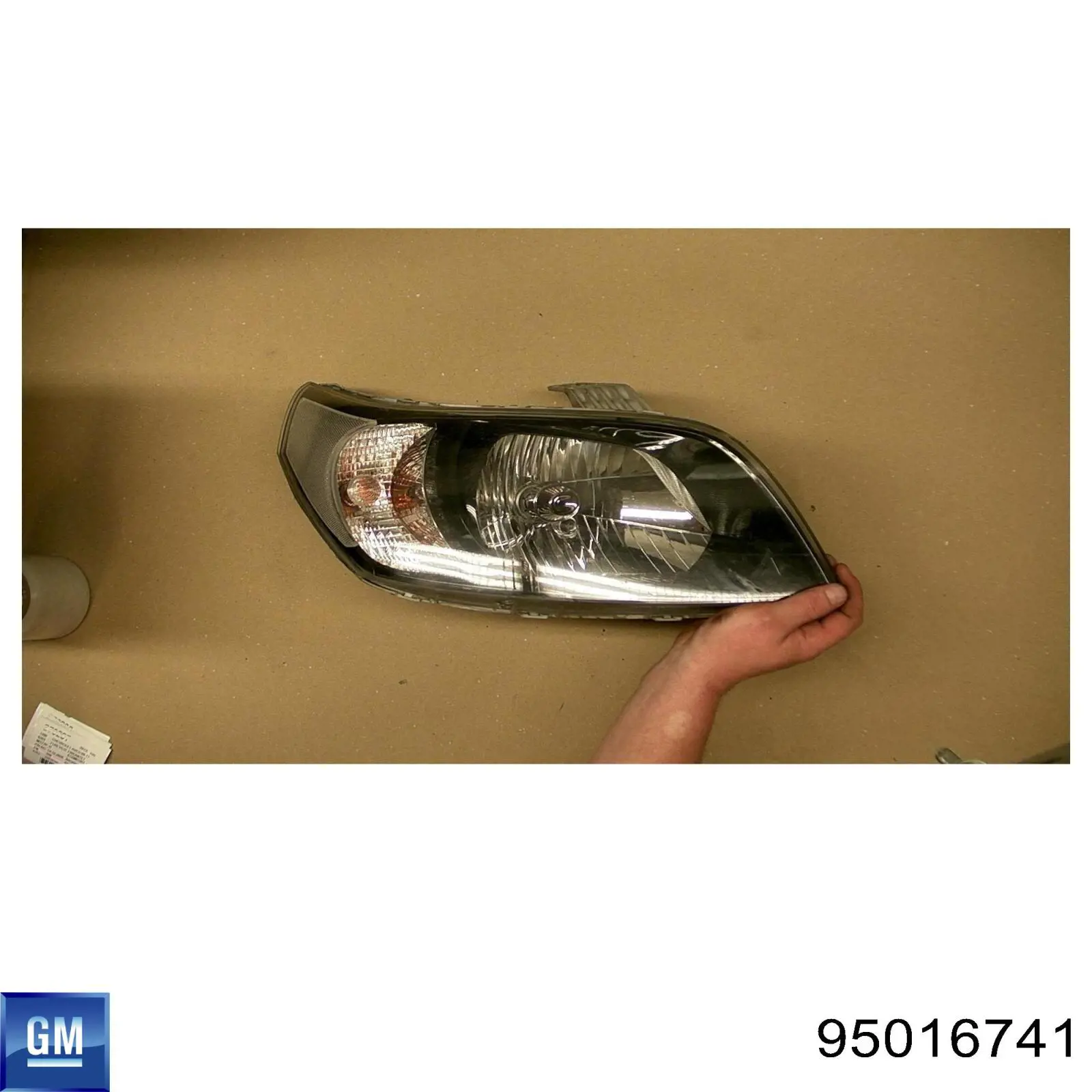 Comprar 95016741 General Motors Faro derecho