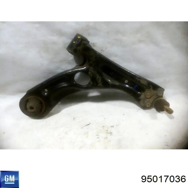 Brazo inferior derecho de la suspensión delantera General Motors 95017036 precio, desde 53,72 EUR
