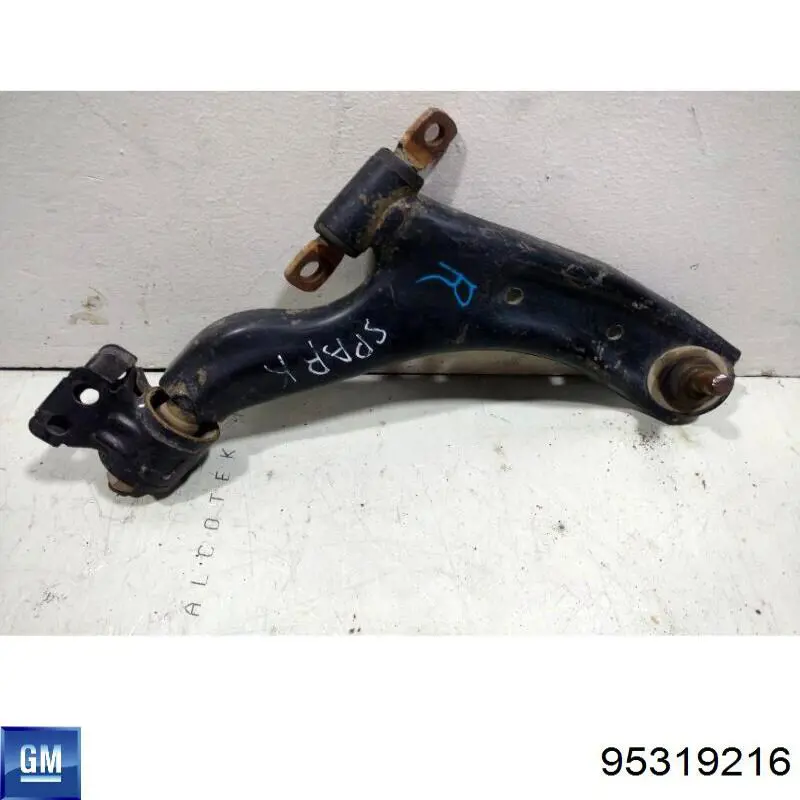 Brazo inferior derecho de la suspensión delantera General Motors 95319216 precio, desde 56,30 EUR