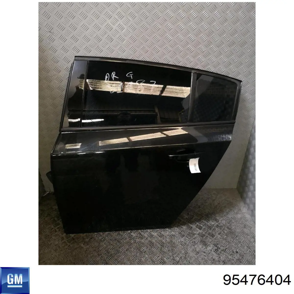 95476404 General Motors Puerta trasera izquierda