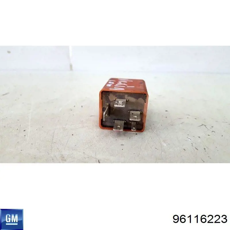Relé de desempañador de luneta trasera 96116223 General Motors