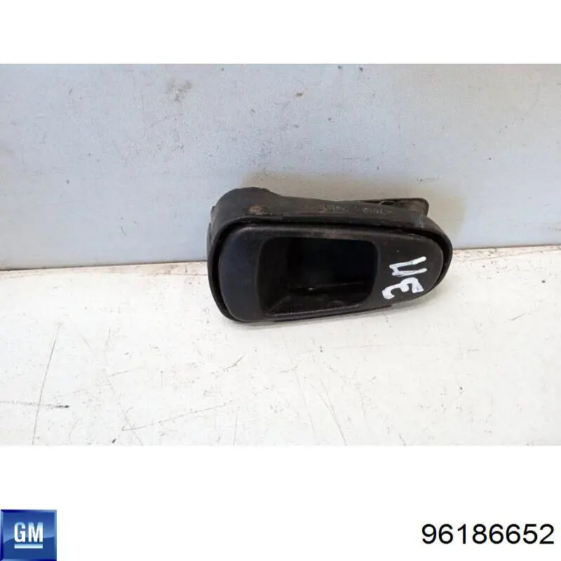 Manija interior de puerta delantera General Motors 96186652 precio, desde 11,80 EUR
