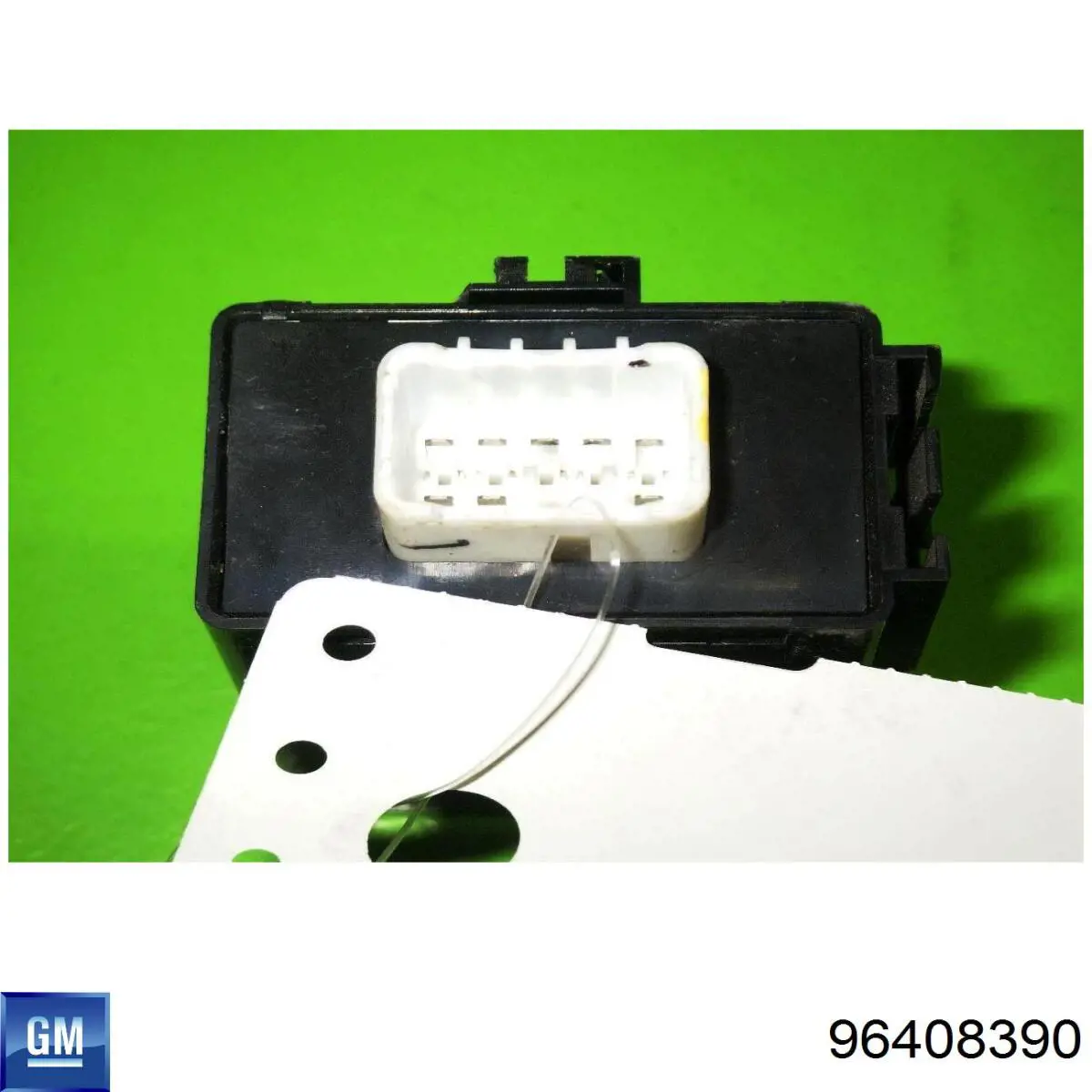 Comprar 96518877 General Motors Caja de fusibles