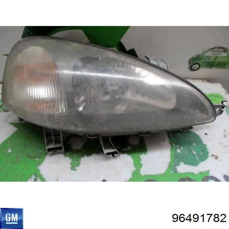 96491782 Peugeot/Citroen faro derecho