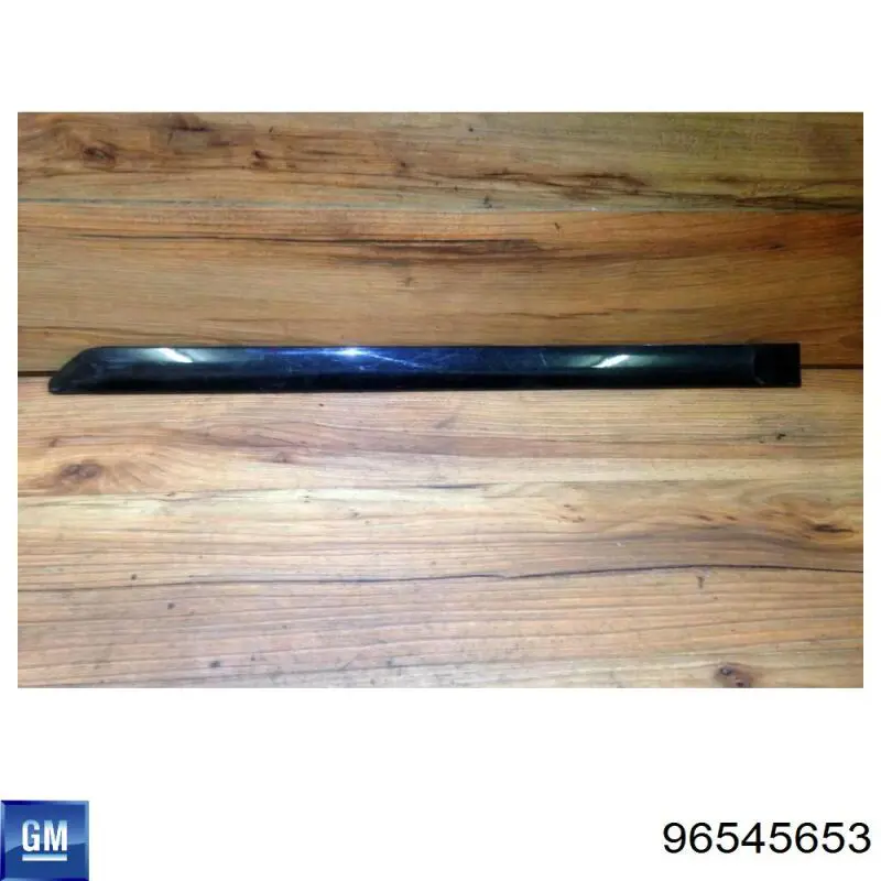 Listón embellecedor de puerta trasera izquierda General Motors 96545653 precio, desde 16,89 EUR