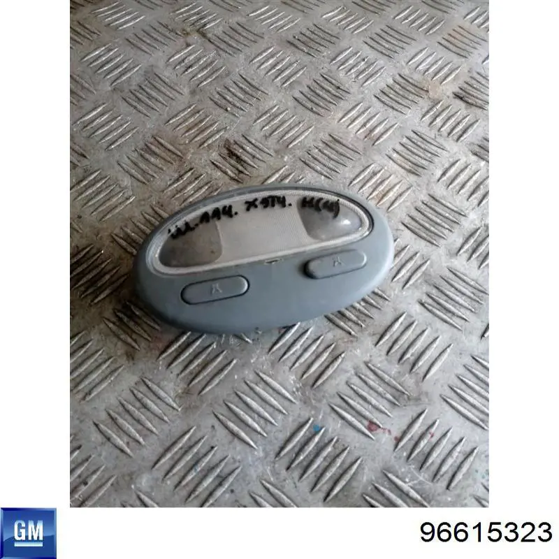 Luz de techo interior (cabina) General Motors 96615323 precio, desde 26,14 EUR