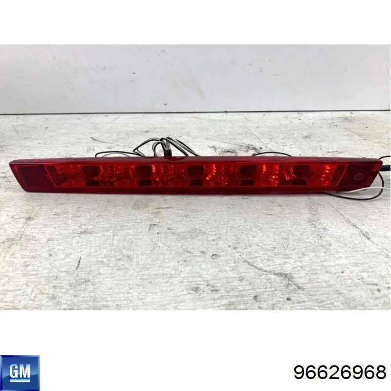 Lampara de luz de freno adicional  General Motors 96626968 precio, desde 75,50 EUR