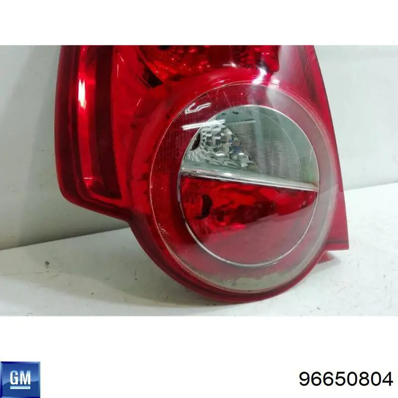 Piloto trasero izquierdo 96650804 General Motors