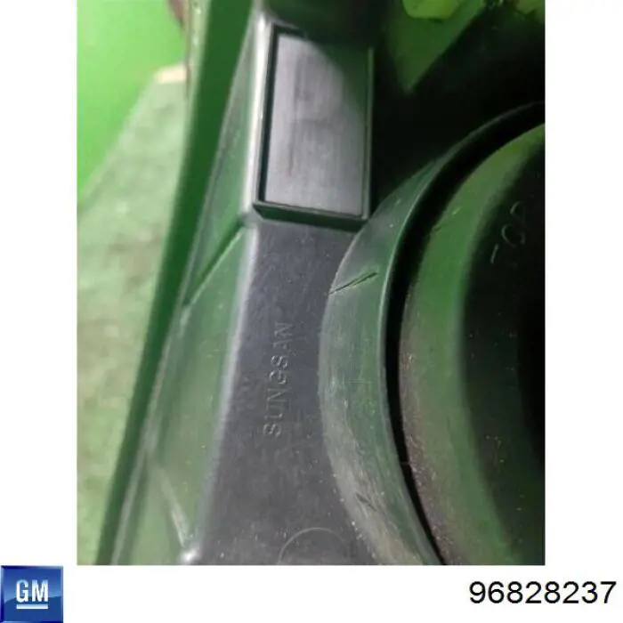 Faro delantero derecho Polcar 250809E