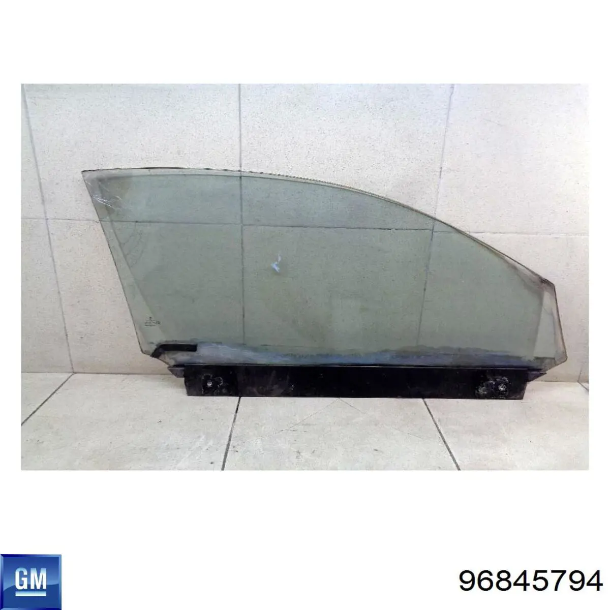 Vidrio de puerta del conductor General Motors 96845794 precio, desde 39,14 EUR