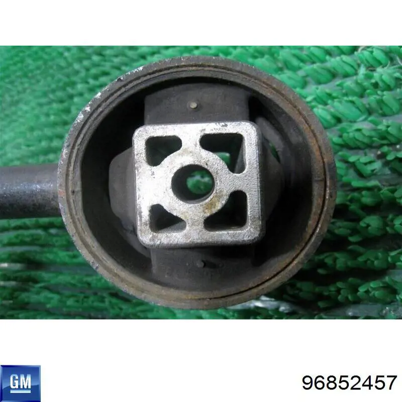 96852456 General Motors soporte, motor, derecho inferior