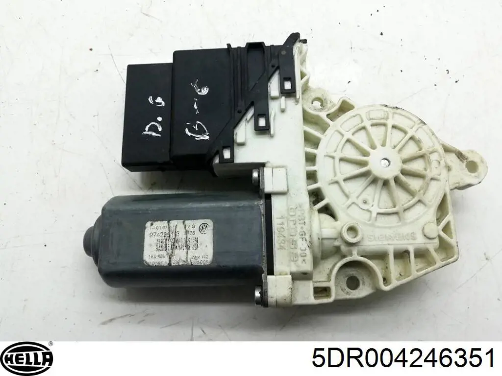 Comprar 5DR004246351 HELLA Regulador del alternador