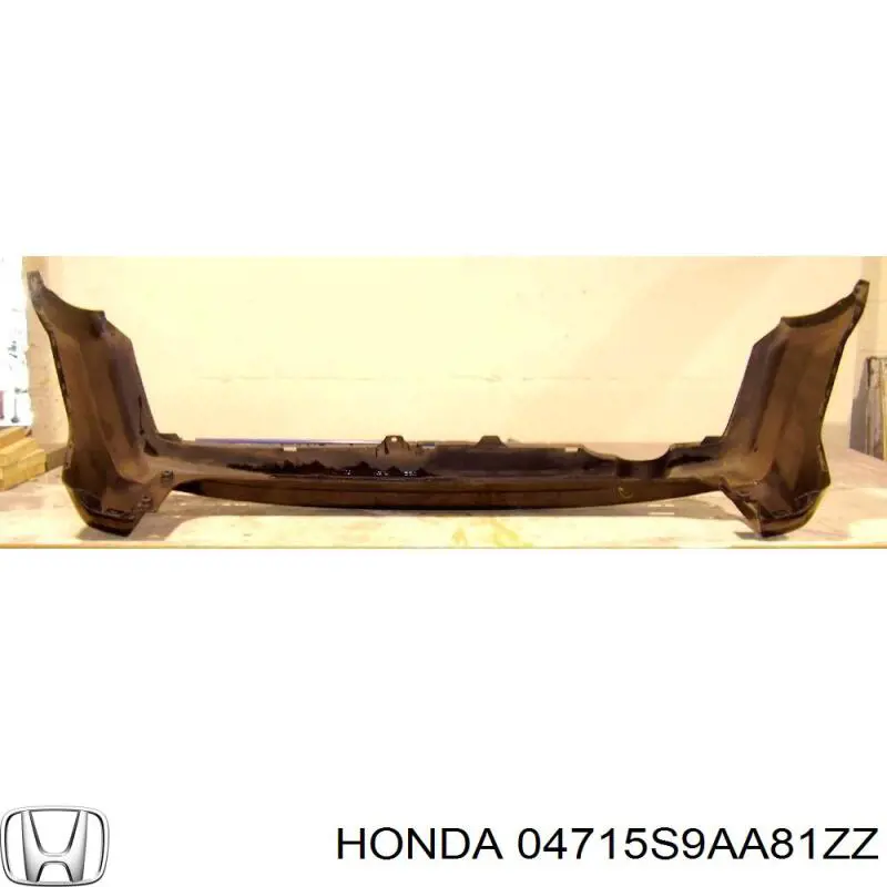 04715S9AA81ZZ Honda parachoques trasero