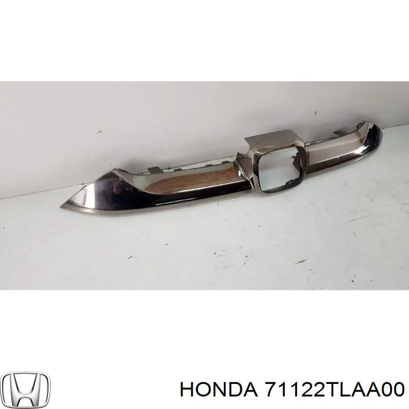 Comprar 71122TLAA00 Honda Moldura de la rejilla del radiador