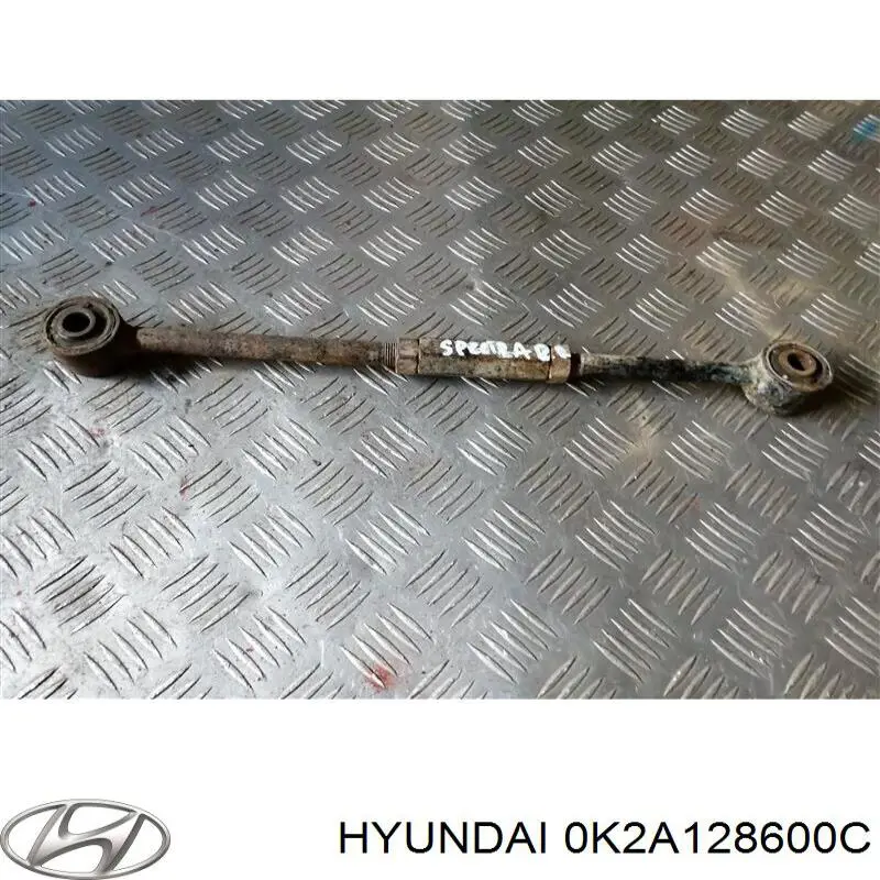 0K2A128600C Hyundai/Kia barra transversal de suspensión trasera