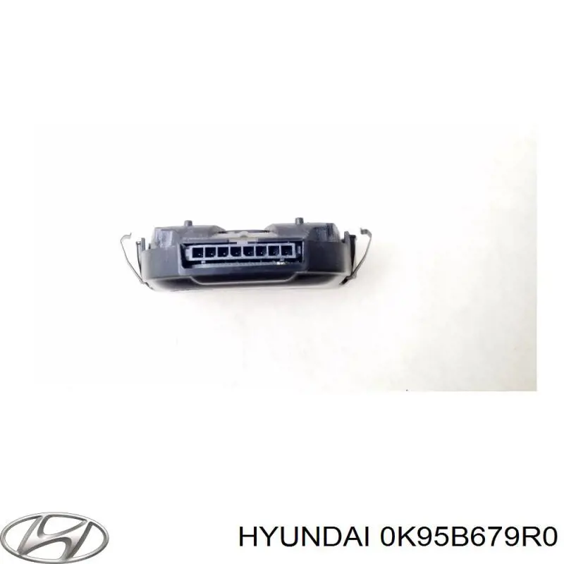 0K95B679R0 Hyundai/Kia