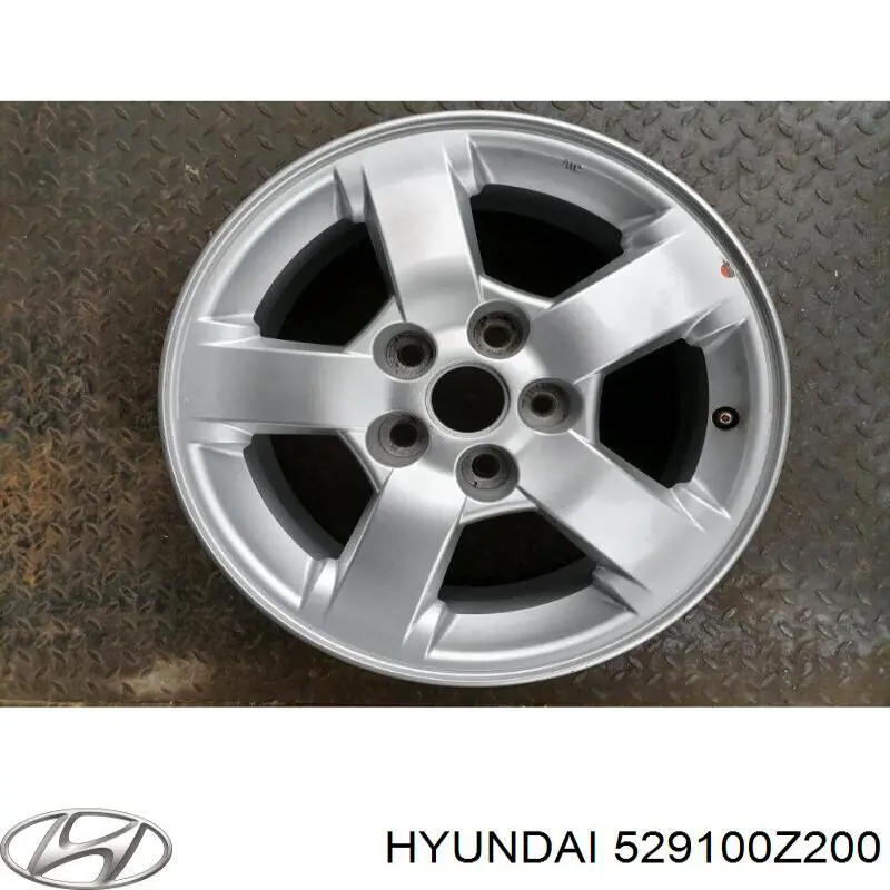 529100Z200 Hyundai/Kia llantas de aleacion, (aleacion de titanio)