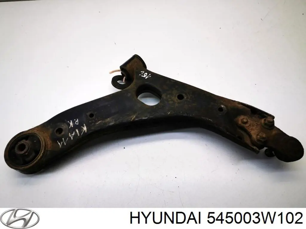 Brazo inferior izquierdo de la suspensión delantera Hyundai/Kia 545003W102 precio, desde 66,79 EUR