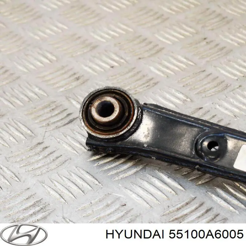 55100A6005 Hyundai/Kia brazo de suspension trasera