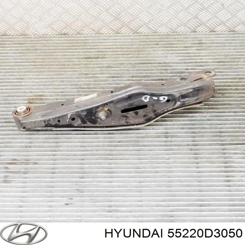 Brazo suspension (control) trasero inferior derecho Hyundai Tucson (TL)