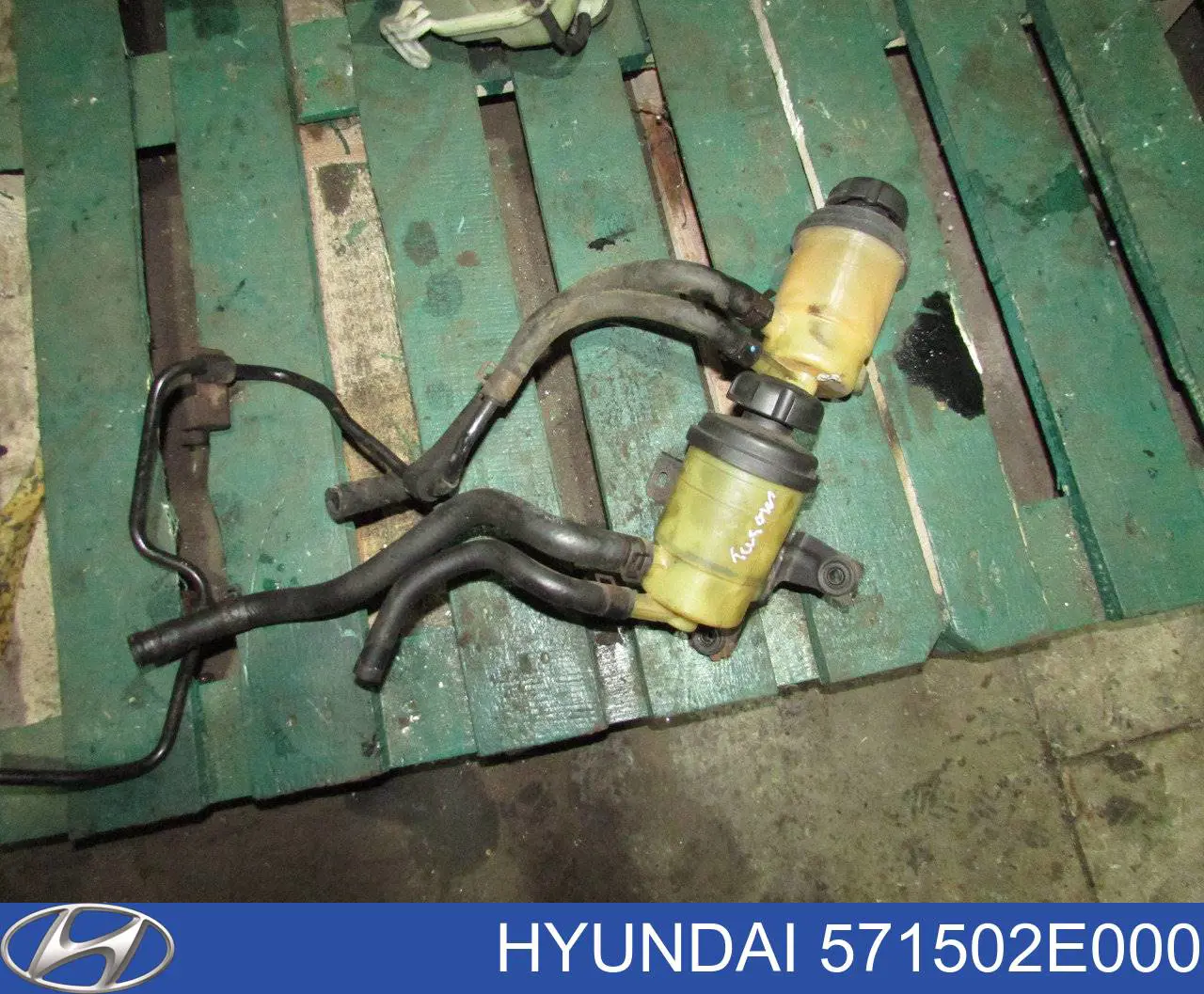 Depósito de bomba de dirección hidráulica para Hyundai Tucson (JM)