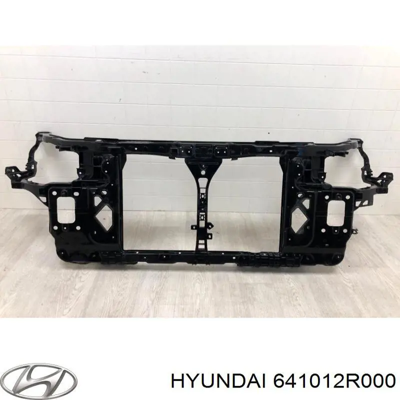 Soporte de radiador completo (panel de montaje para foco) para Hyundai I30 (FD)
